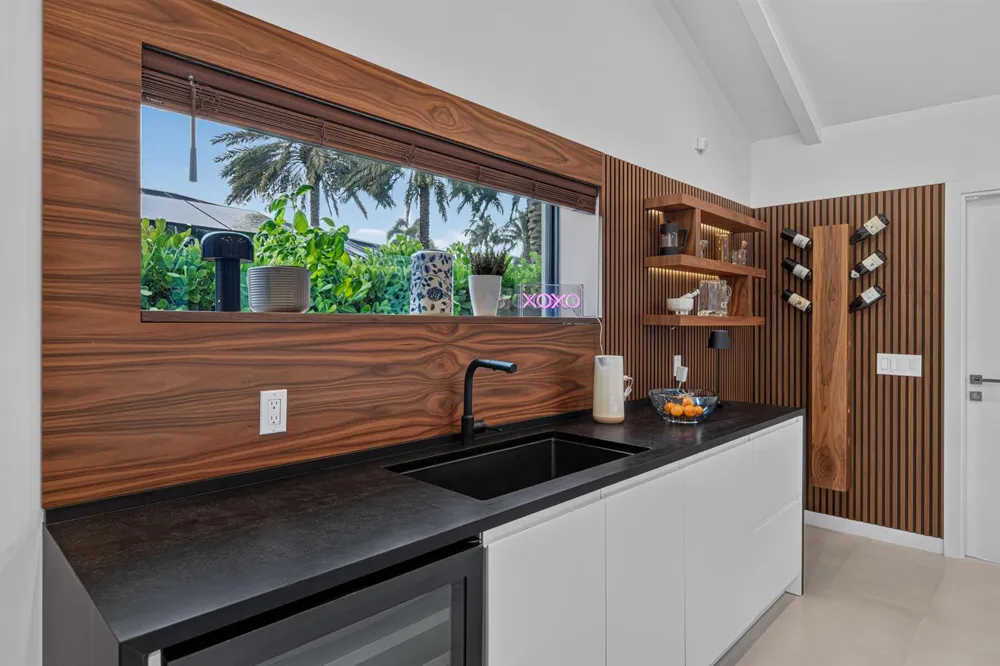 2118 NE 15TH TERRACE Wilton Manors, FL 33305