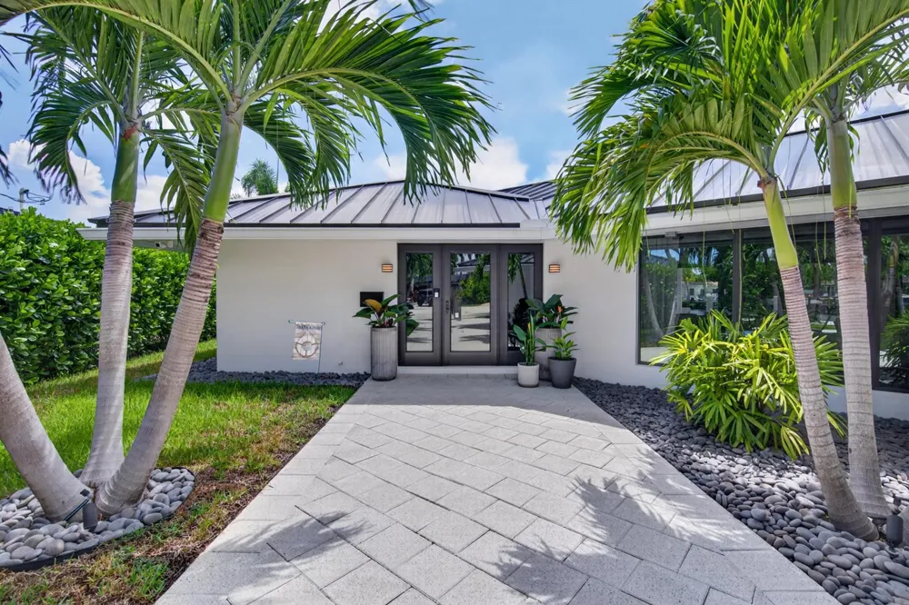 2118 NE 15TH TERRACE Wilton Manors, FL 33305