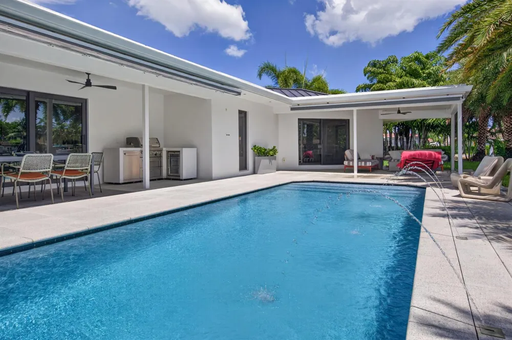 2118 NE 15TH TERRACE Wilton Manors, FL 33305