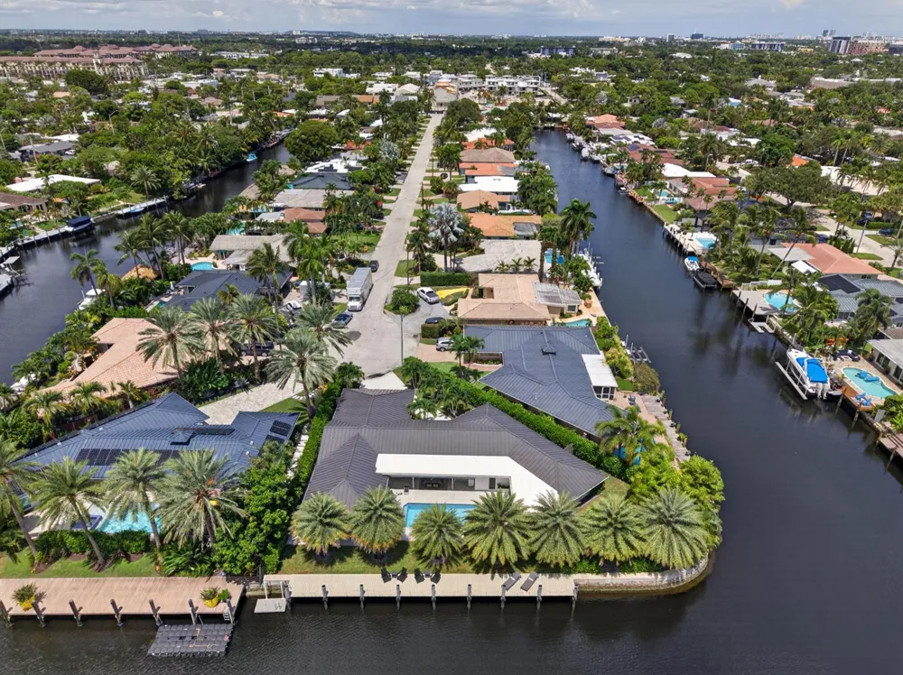 2118 NE 15TH TERRACE Wilton Manors, FL 33305