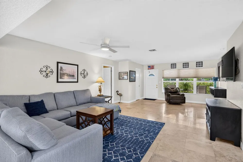 943 NAUTILUS Isle Dania Beach, FL 33004