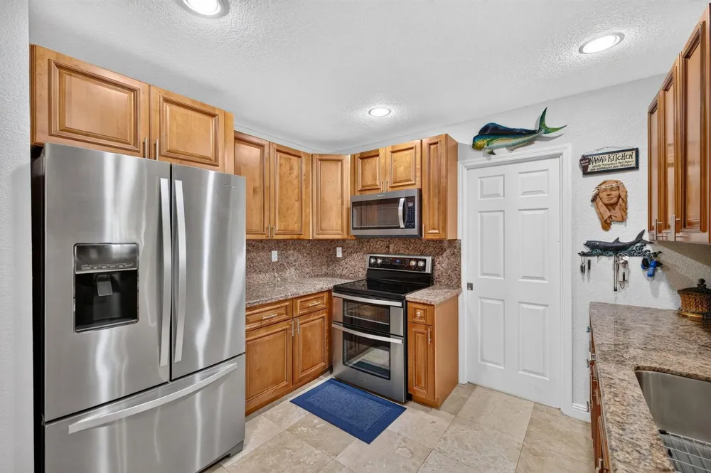 943 NAUTILUS Isle Dania Beach, FL 33004
