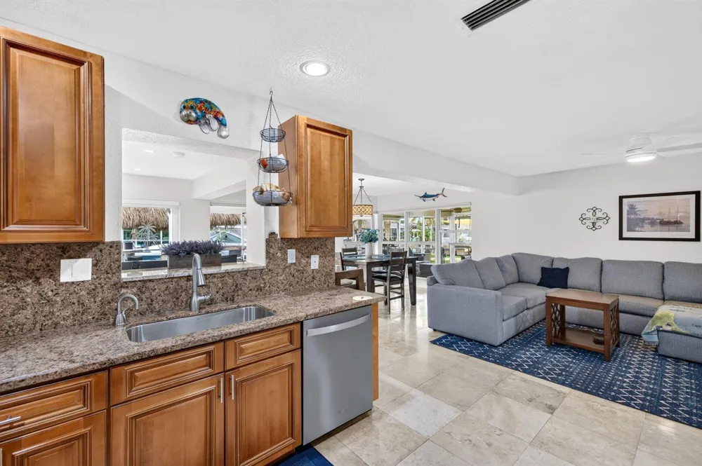 943 NAUTILUS Isle Dania Beach, FL 33004