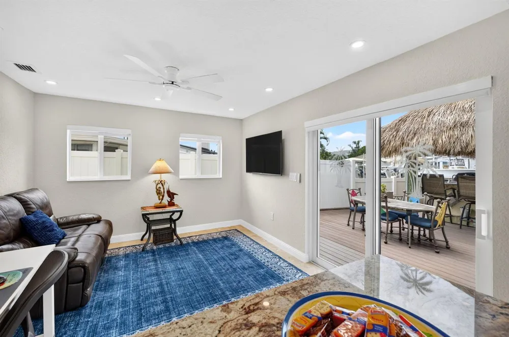 943 NAUTILUS Isle Dania Beach, FL 33004