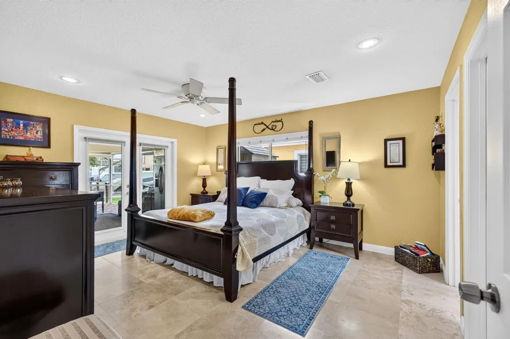 943 NAUTILUS Isle Dania Beach, FL 33004