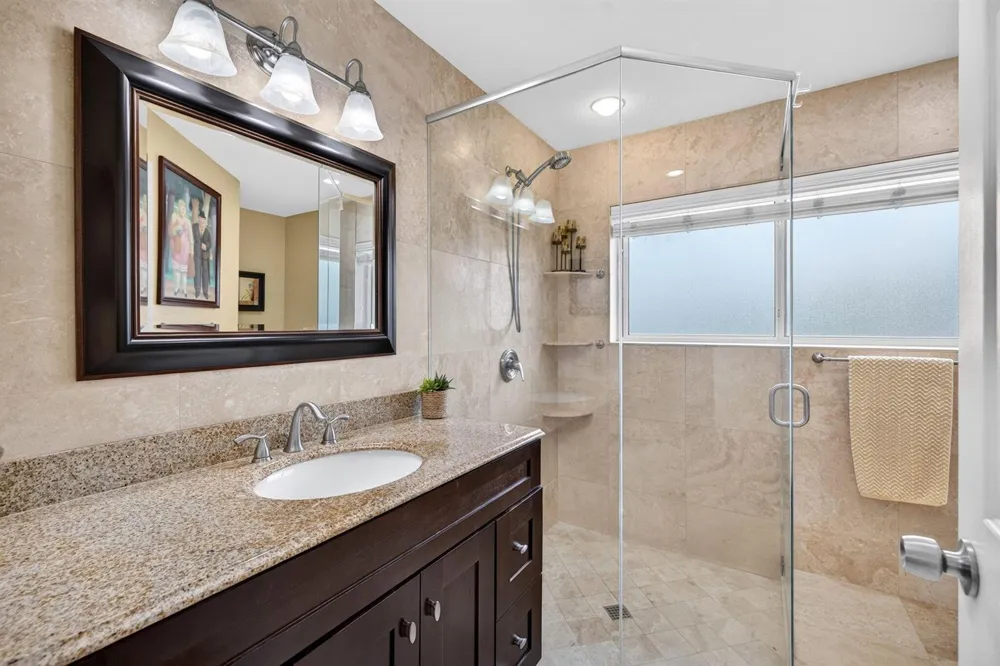 943 NAUTILUS Isle Dania Beach, FL 33004