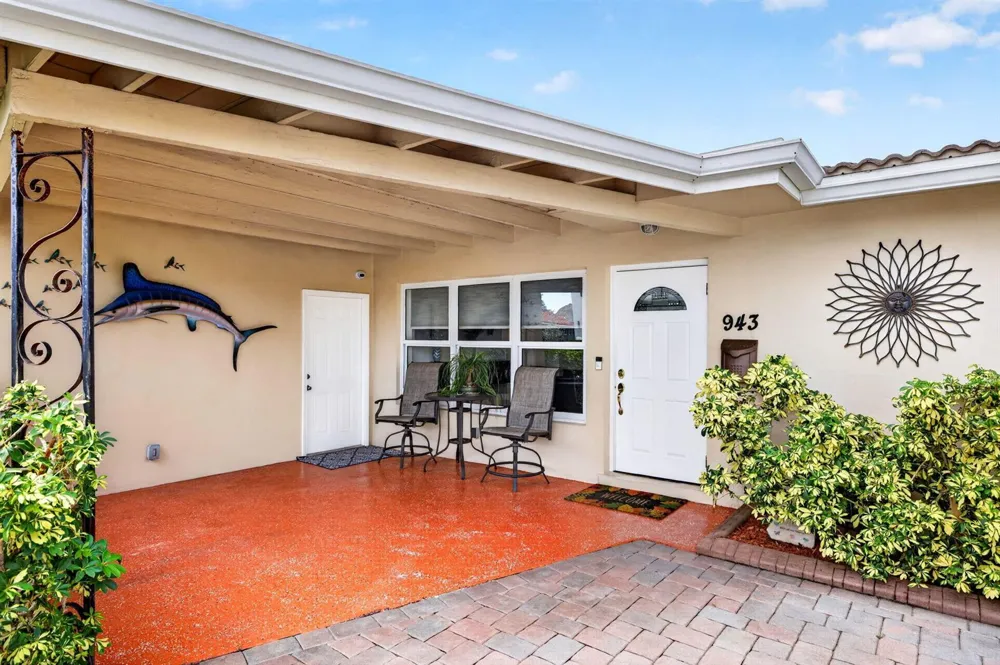 943 NAUTILUS Isle Dania Beach, FL 33004
