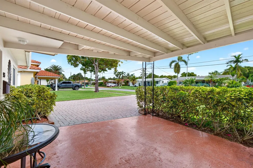 943 NAUTILUS Isle Dania Beach, FL 33004