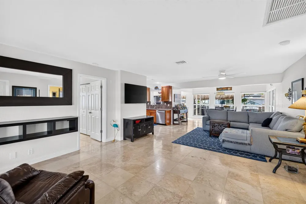 943 NAUTILUS Isle Dania Beach, FL 33004