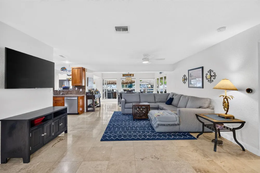 943 NAUTILUS Isle Dania Beach, FL 33004