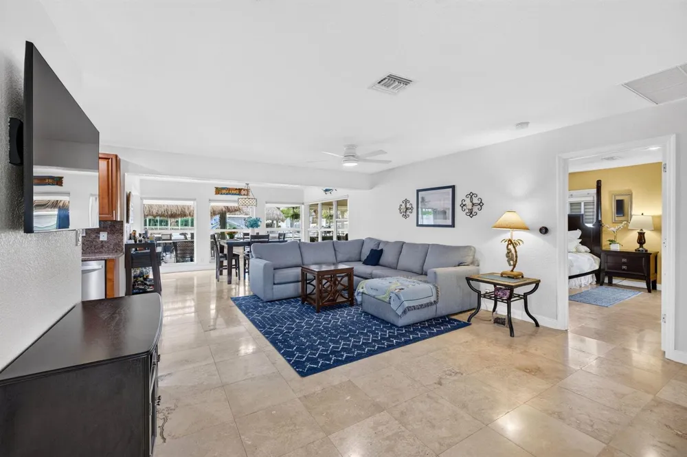 943 NAUTILUS Isle Dania Beach, FL 33004