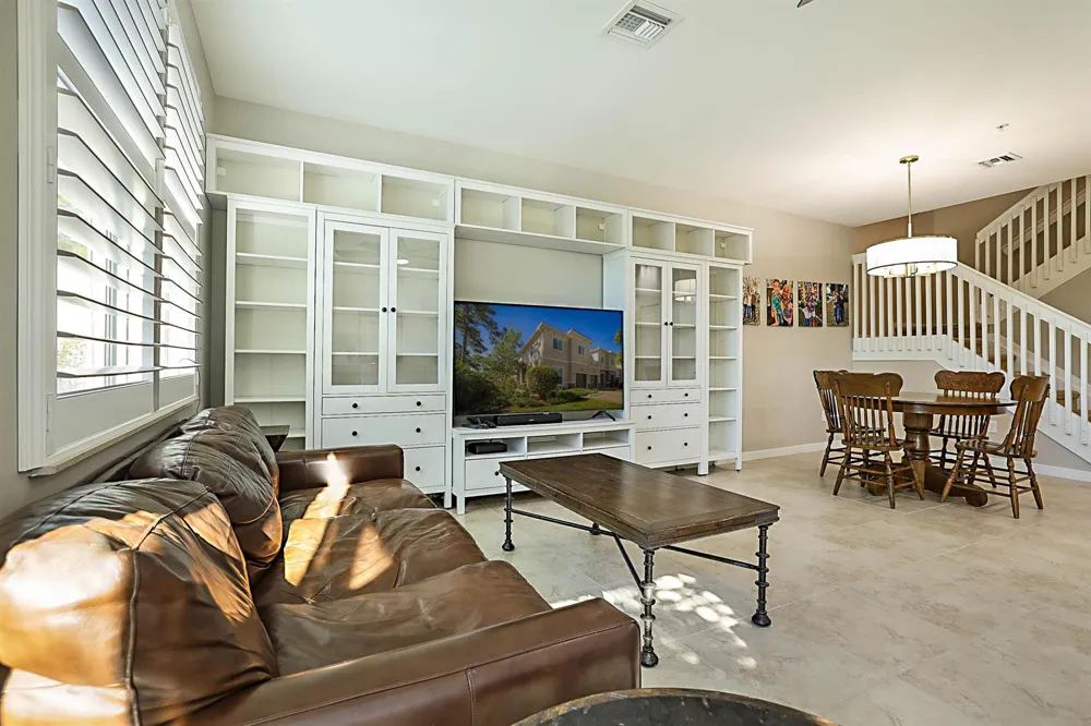 6216 SE Portofino Circle Hobe Sound, FL 33455