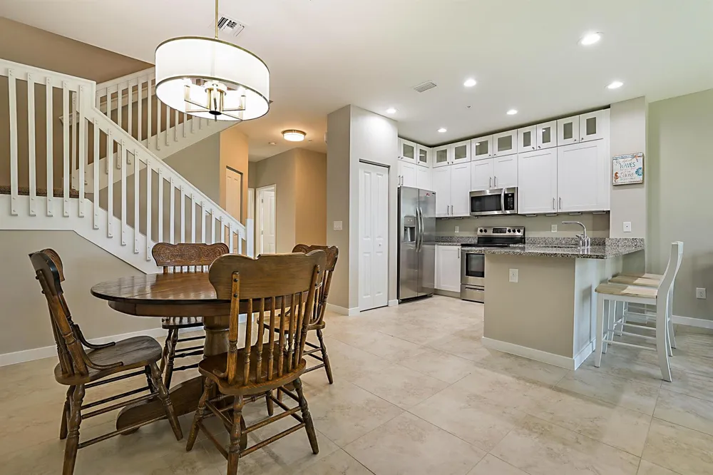 6216 SE Portofino Circle Hobe Sound, FL 33455