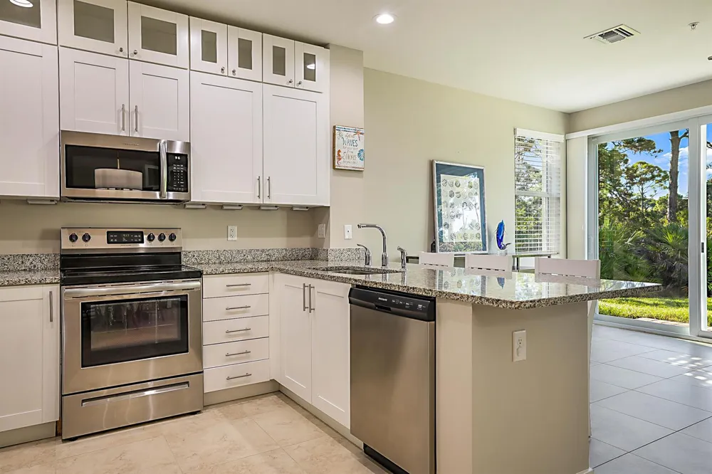 6216 SE Portofino Circle Hobe Sound, FL 33455