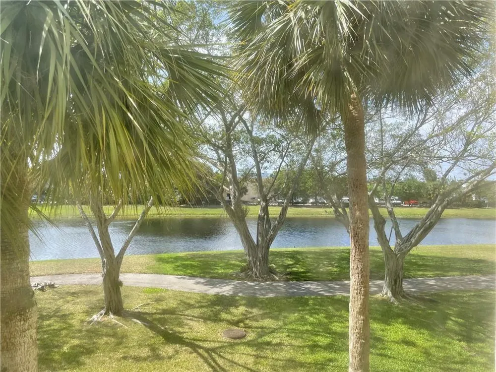2322 S CYPRESS BEND DRIVE #210 Pompano Beach, FL 33069