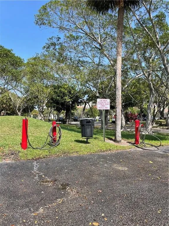 2322 S CYPRESS BEND DRIVE #210 Pompano Beach, FL 33069