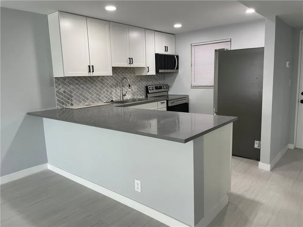 2322 S CYPRESS BEND DRIVE #210 Pompano Beach, FL 33069