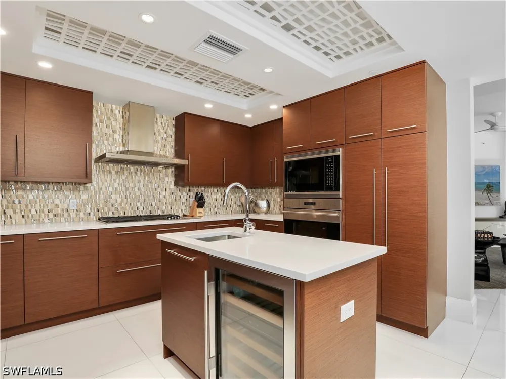 Vanderbilt Drive #301 Naples, FL 34110
