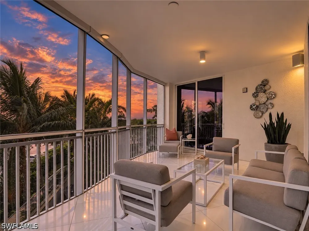 Vanderbilt Drive #301 Naples, FL 34110