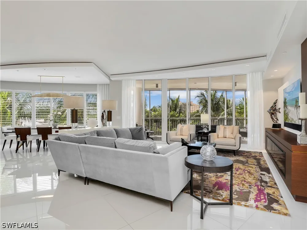 Vanderbilt Drive #301 Naples, FL 34110