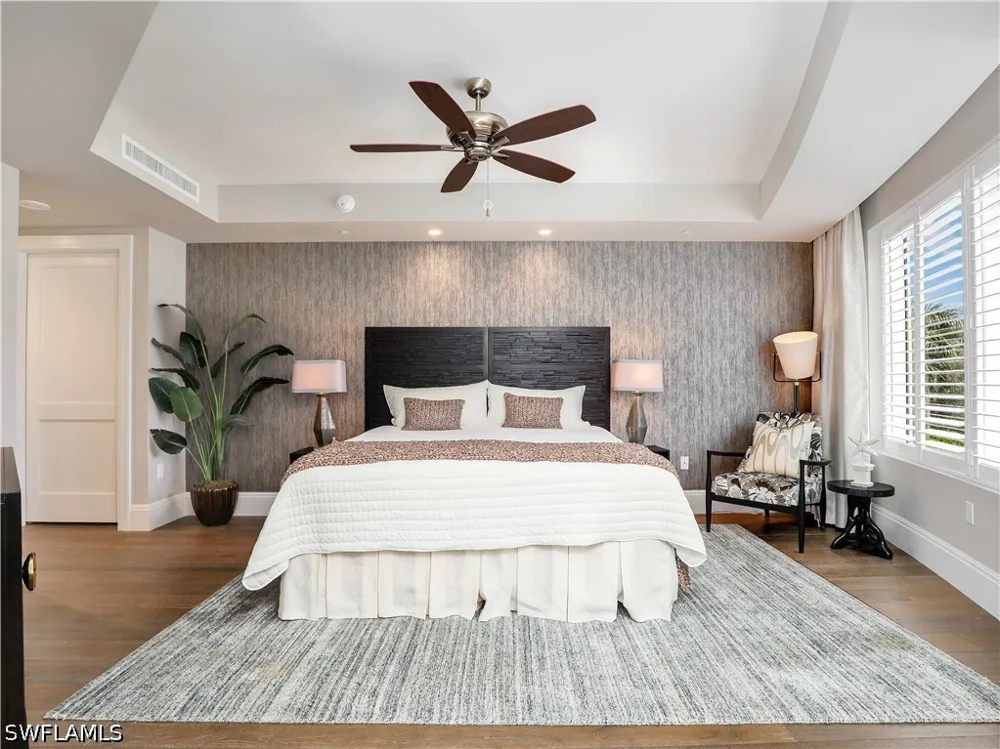 Vanderbilt Drive #301 Naples, FL 34110