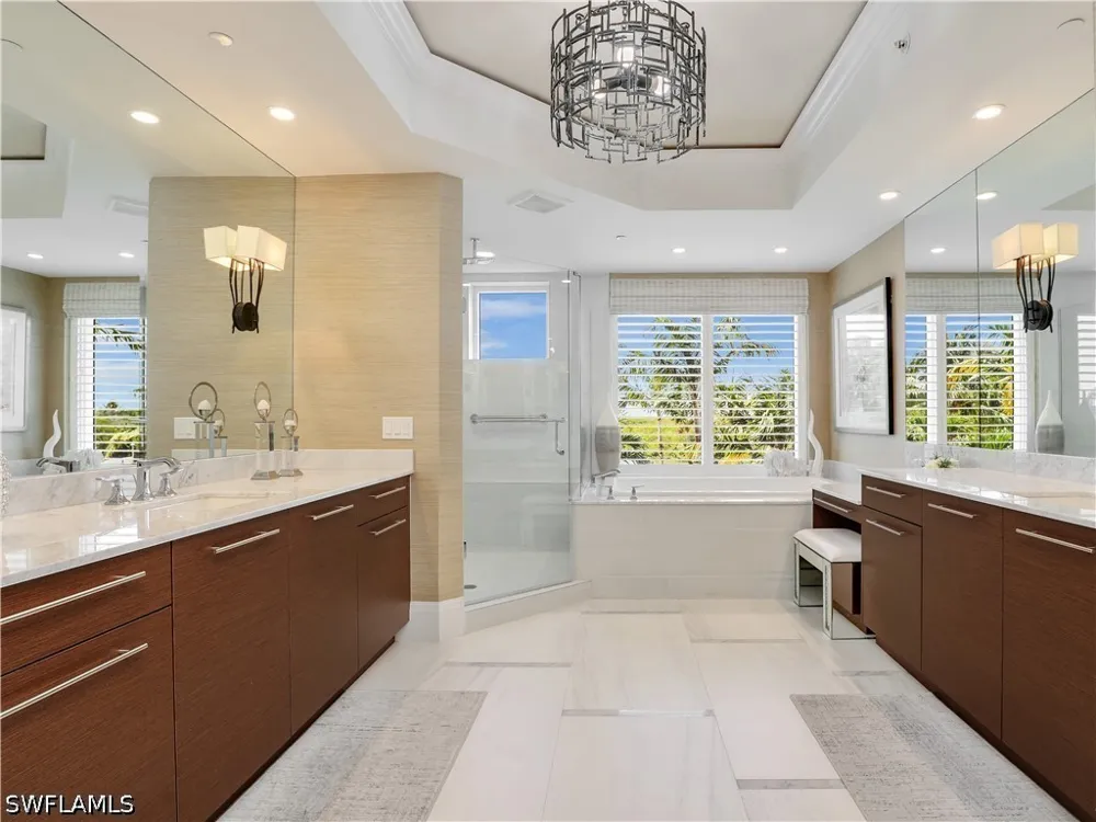 Vanderbilt Drive #301 Naples, FL 34110