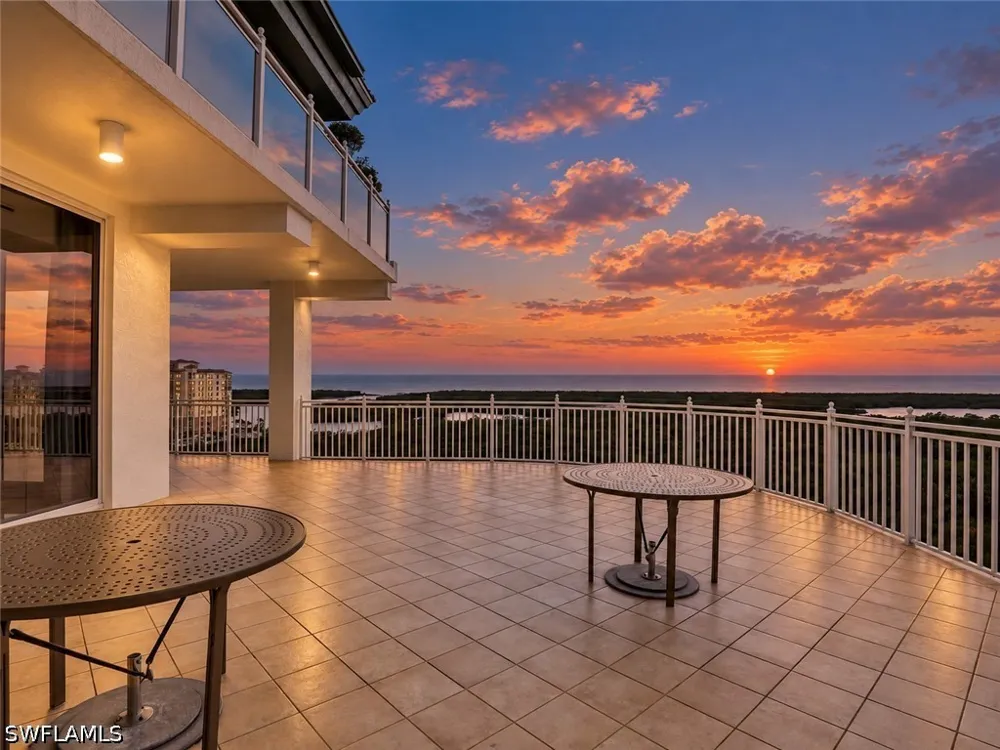 Vanderbilt Drive #301 Naples, FL 34110
