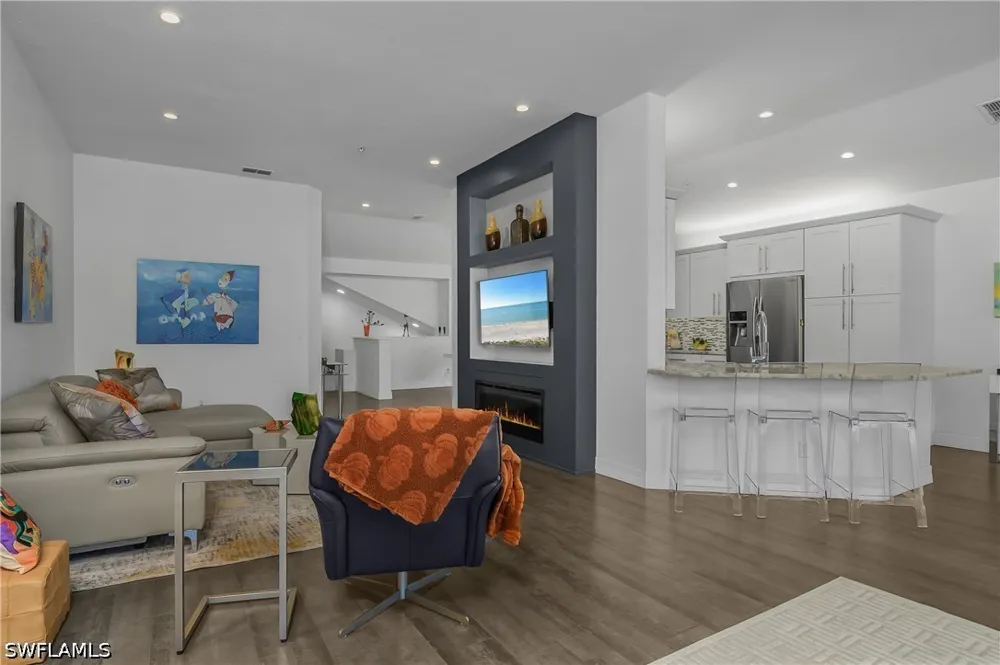 Satinleaf Road S #201 Naples, FL 34109