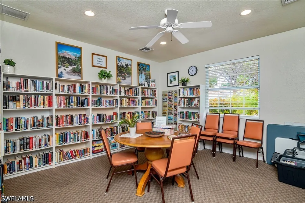 Satinleaf Road S #201 Naples, FL 34109