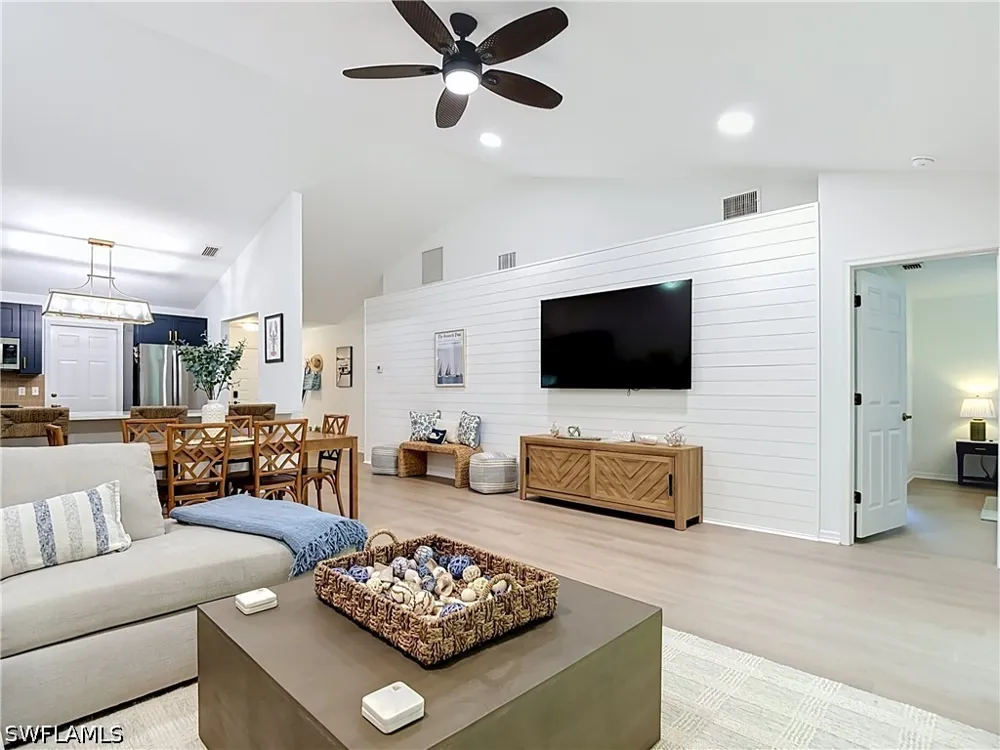 102nd Avenue Naples, FL 34108