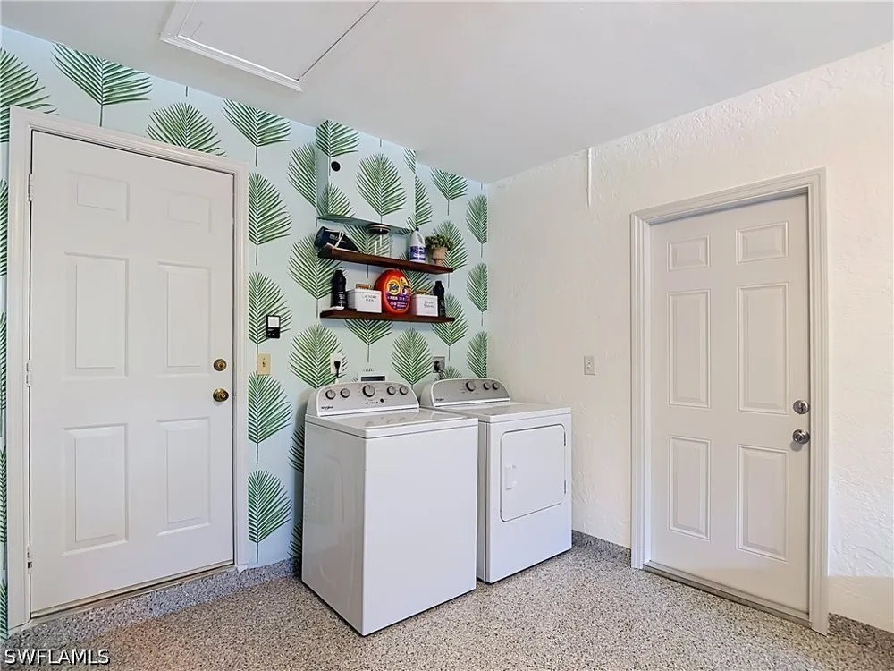 102nd Avenue Naples, FL 34108