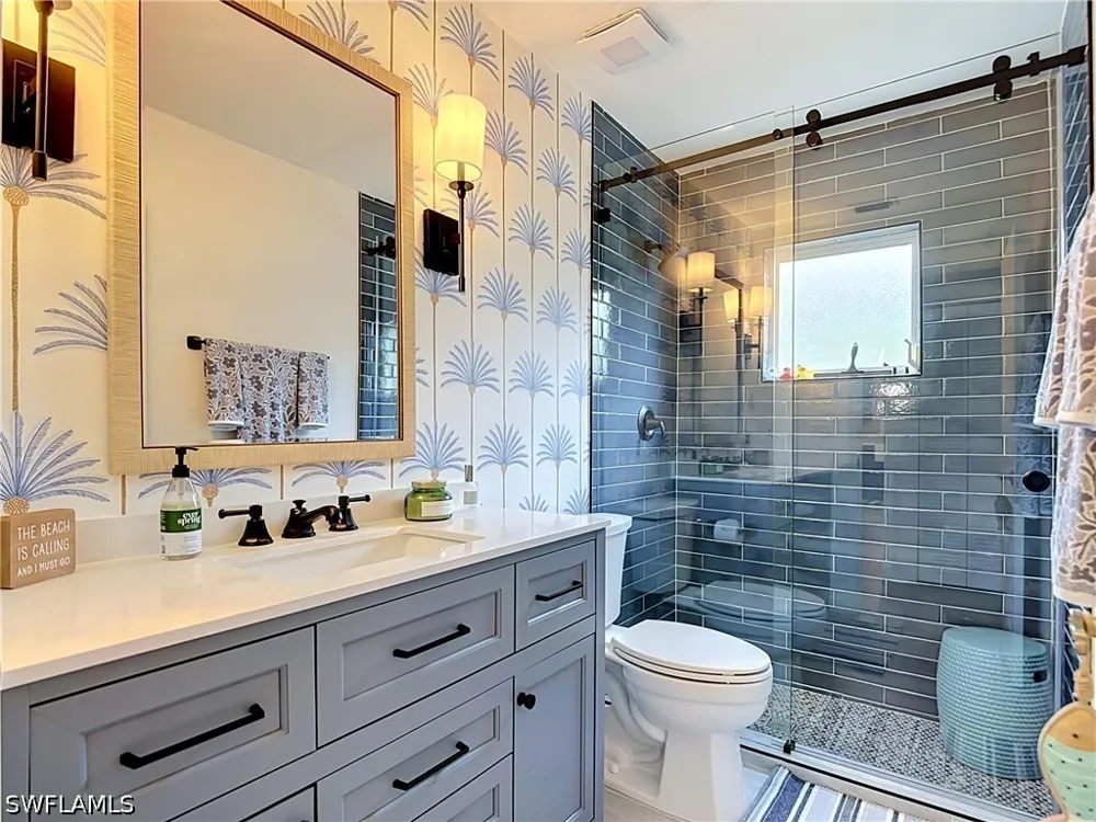 102nd Avenue Naples, FL 34108