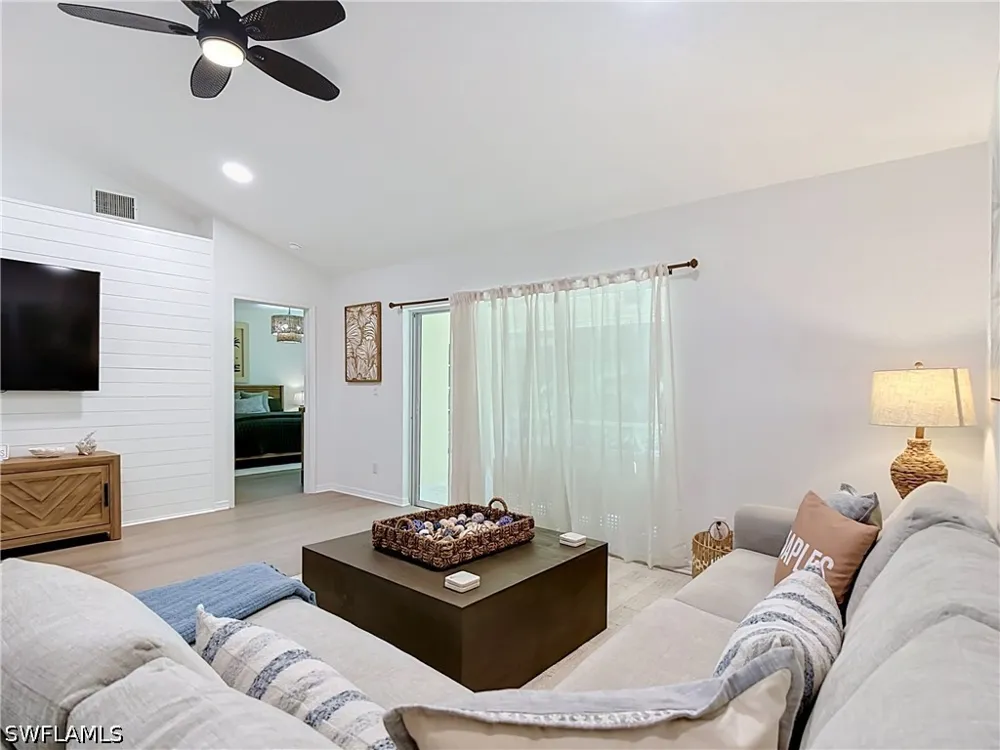 102nd Avenue Naples, FL 34108