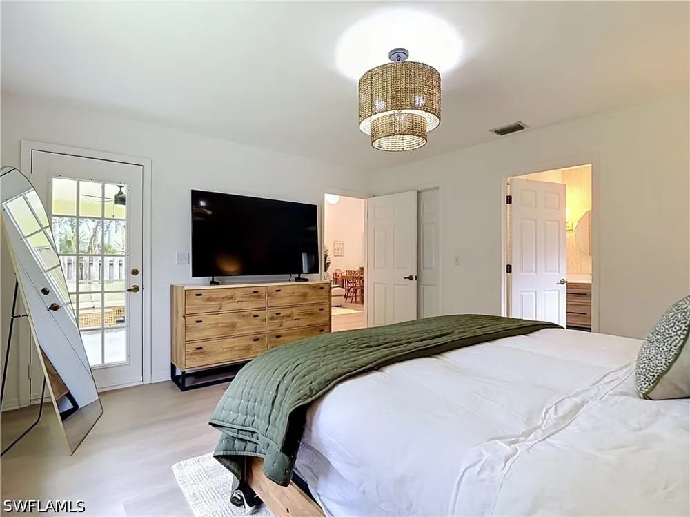 102nd Avenue Naples, FL 34108