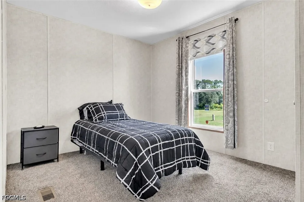 Dunreath Road Port Charlotte, FL 33953