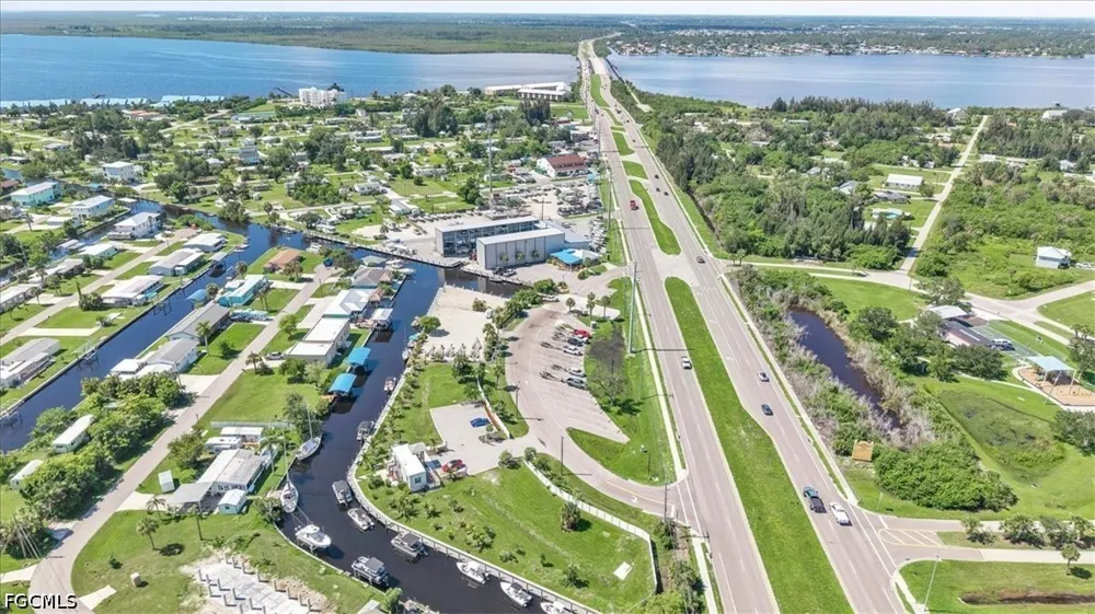 Dunreath Road Port Charlotte, FL 33953