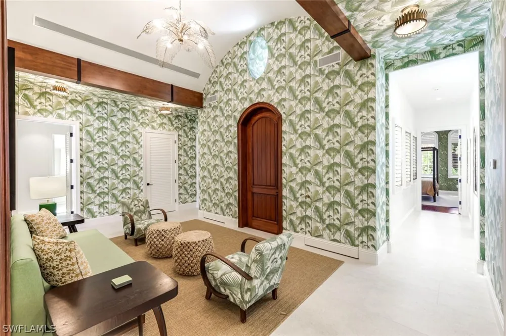 Tiburon Boulevard E Naples, FL 34109