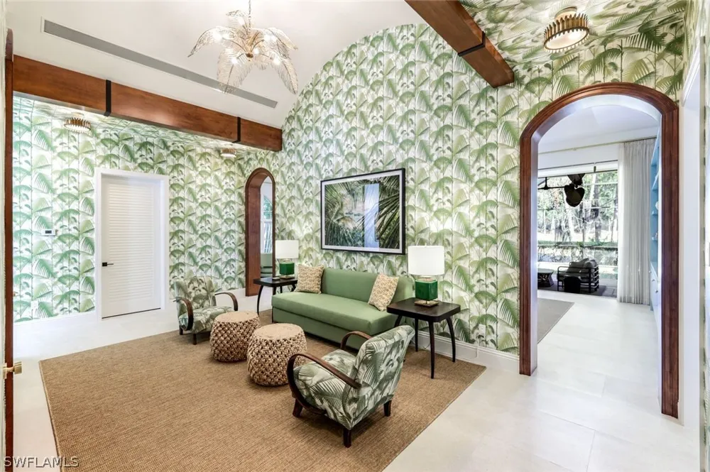 Tiburon Boulevard E Naples, FL 34109