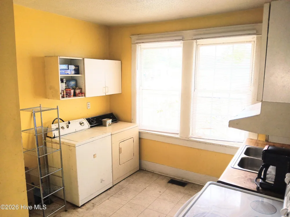 2047 Broad Street Augusta, GA 30904