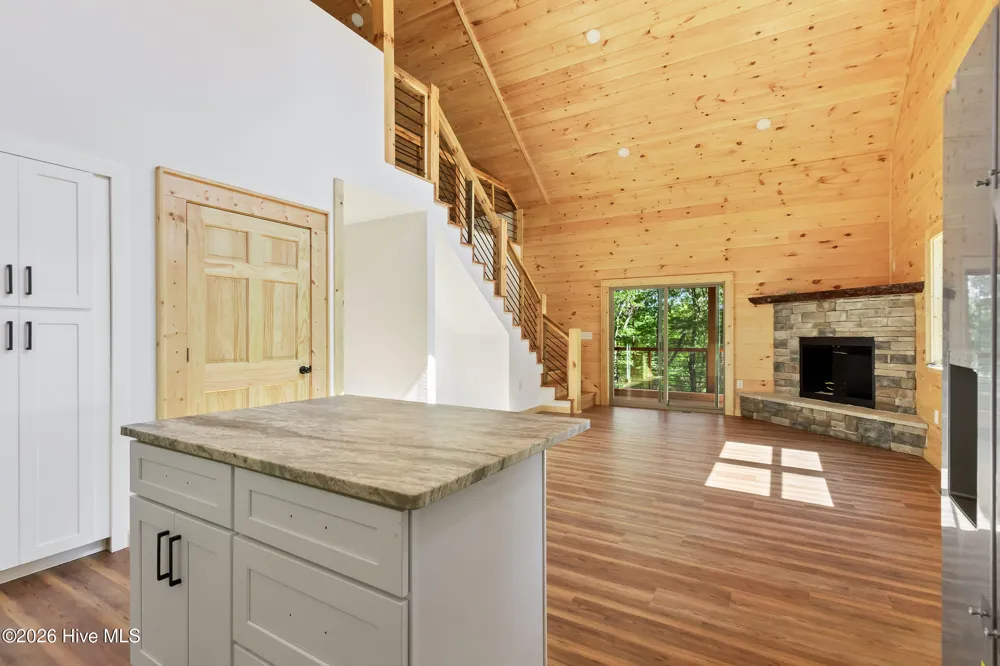 39 Horseshoe Branch Lane Murphy, NC 28906