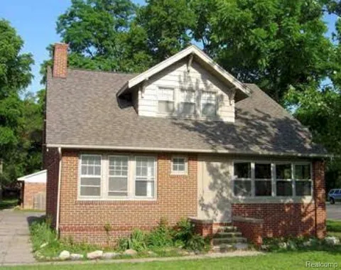 1113 Saginaw Street