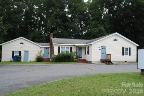 636 Statesville Boulevard