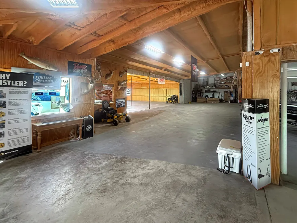 10402 Interstate 20 W Eastland, TX 76448