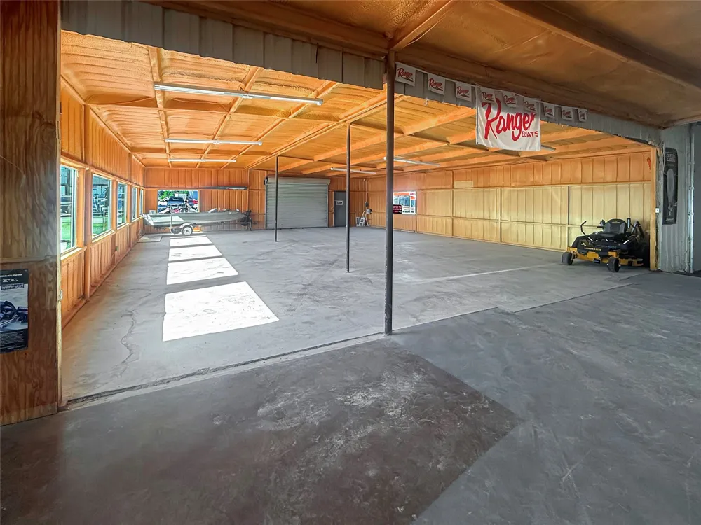 10402 Interstate 20 W Eastland, TX 76448