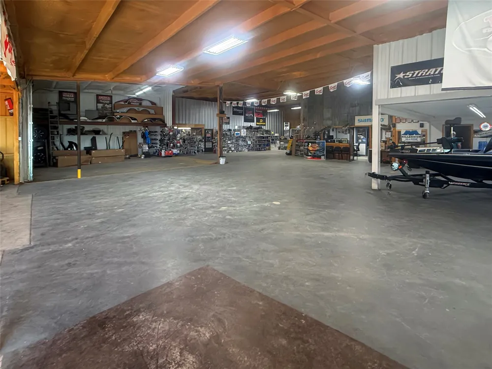 10402 Interstate 20 W Eastland, TX 76448