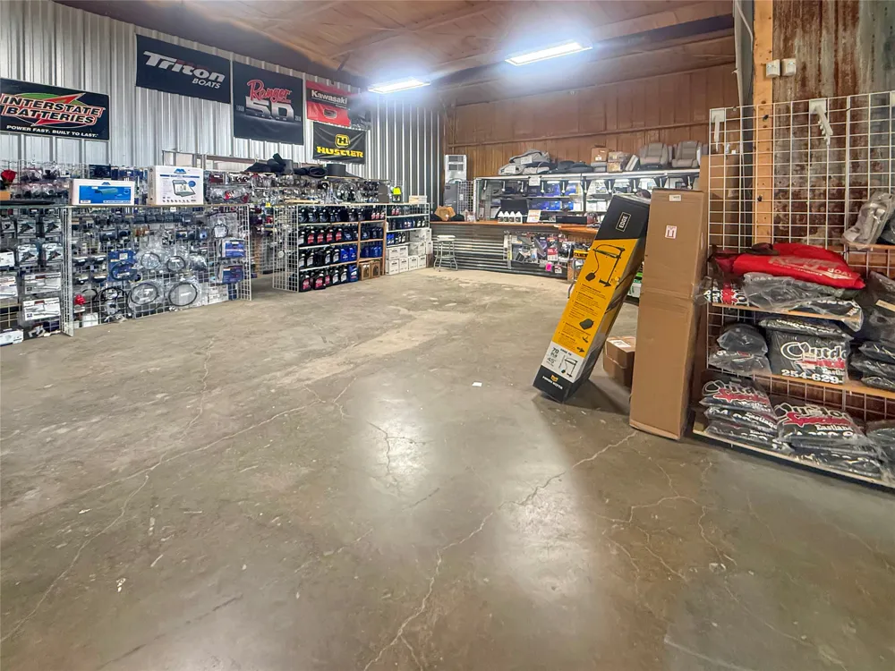 10402 Interstate 20 W Eastland, TX 76448