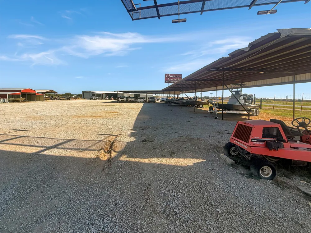 10402 Interstate 20 W Eastland, TX 76448