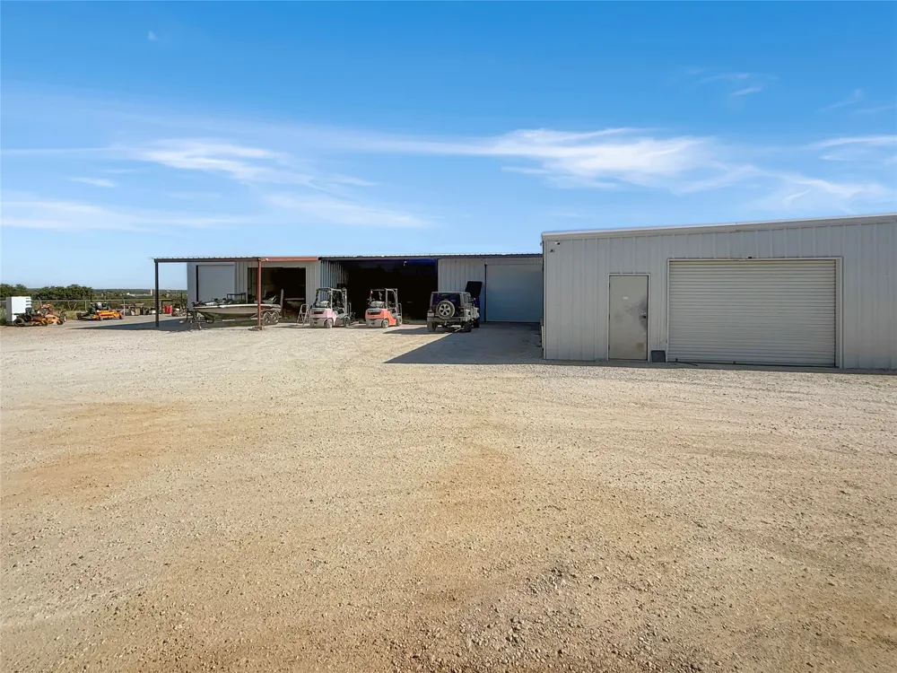 10402 Interstate 20 W Eastland, TX 76448