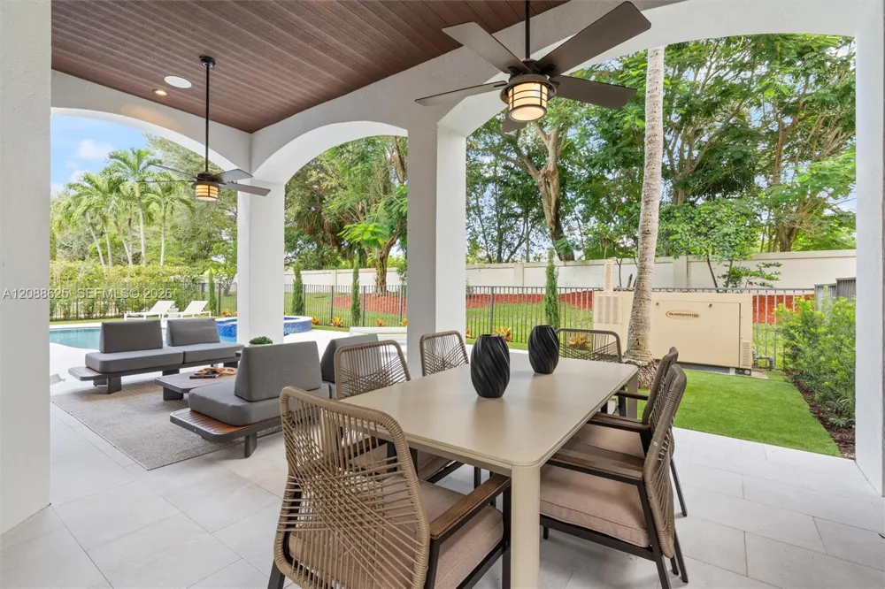 17614 Circle Pond Ct Boca Raton, FL 33496