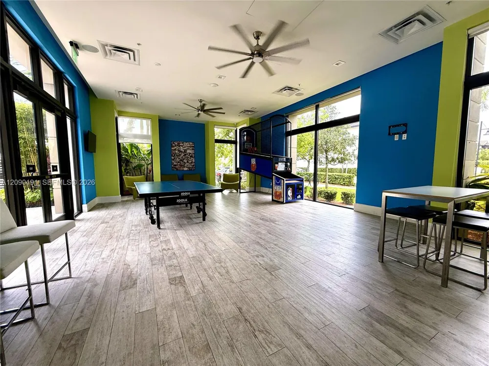 4605 NW 83rd Path Doral, FL 33166